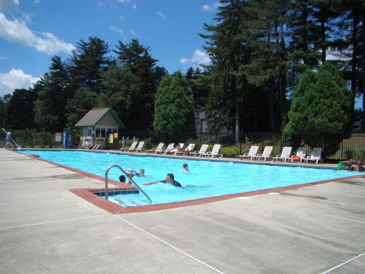 Pocono Mountain Villas By Exploria Resorts East Stroudsburg Exterior photo